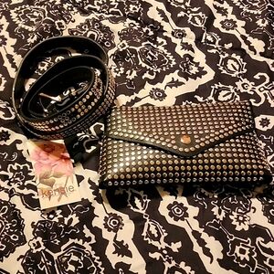 Kensie belt bag nwt